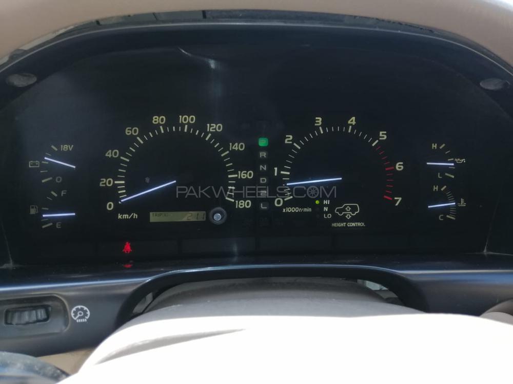 Lexus LX Series 2002 for Sale in Sialkot Lexus LX Series 2002 for Sale in Sialkot Image-3