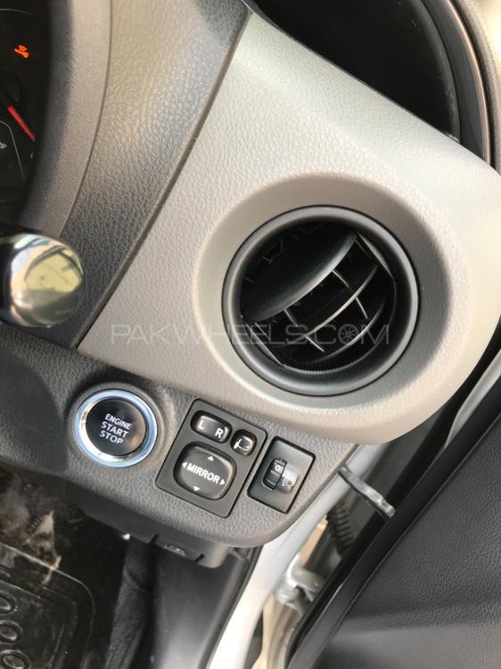 Toyota Vitz 2014 for Sale in Multan Toyota Vitz 2014 for Sale in Multan Image-16