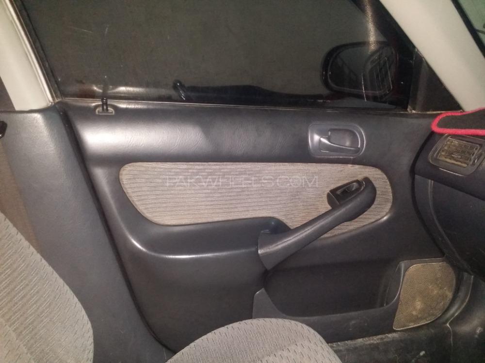 Honda Civic 2000 for Sale in Peshawar Honda Civic 2000 for Sale in Peshawar Image-7