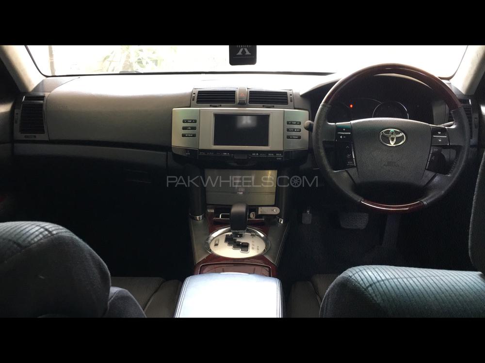 Toyota Mark X 2005 for Sale in Peshawar Toyota Mark X 2005 for Sale in Peshawar Image-4