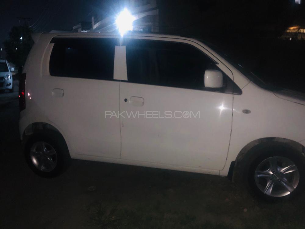 Suzuki Wagon R 2016 for Sale in Sialkot Suzuki Wagon R 2016 for Sale in Sialkot Image-10