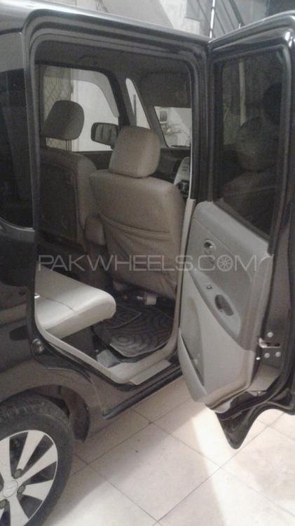 Daihatsu Tanto 2011 for Sale in Lahore Image-1