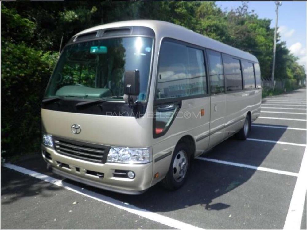 Toyota Coaster 2014 for Sale in Islamabad Image-1