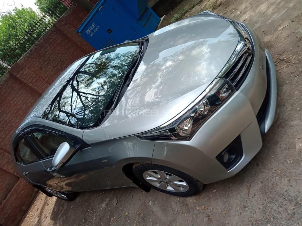 Toyota Corolla 2017 for Sale in Sahiwal Toyota Corolla 2017 for Sale in Sahiwal Image-3
