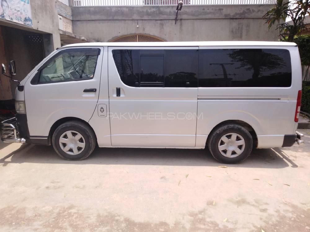 Toyota Hiace 2016 for Sale in Daska Image-1