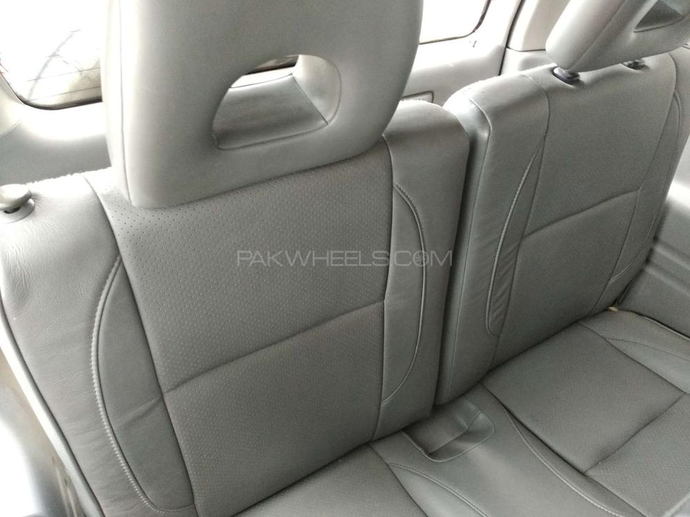 Suzuki Vitara 2005 for Sale in Lahore Suzuki Vitara 2005 for Sale in Lahore Image-14