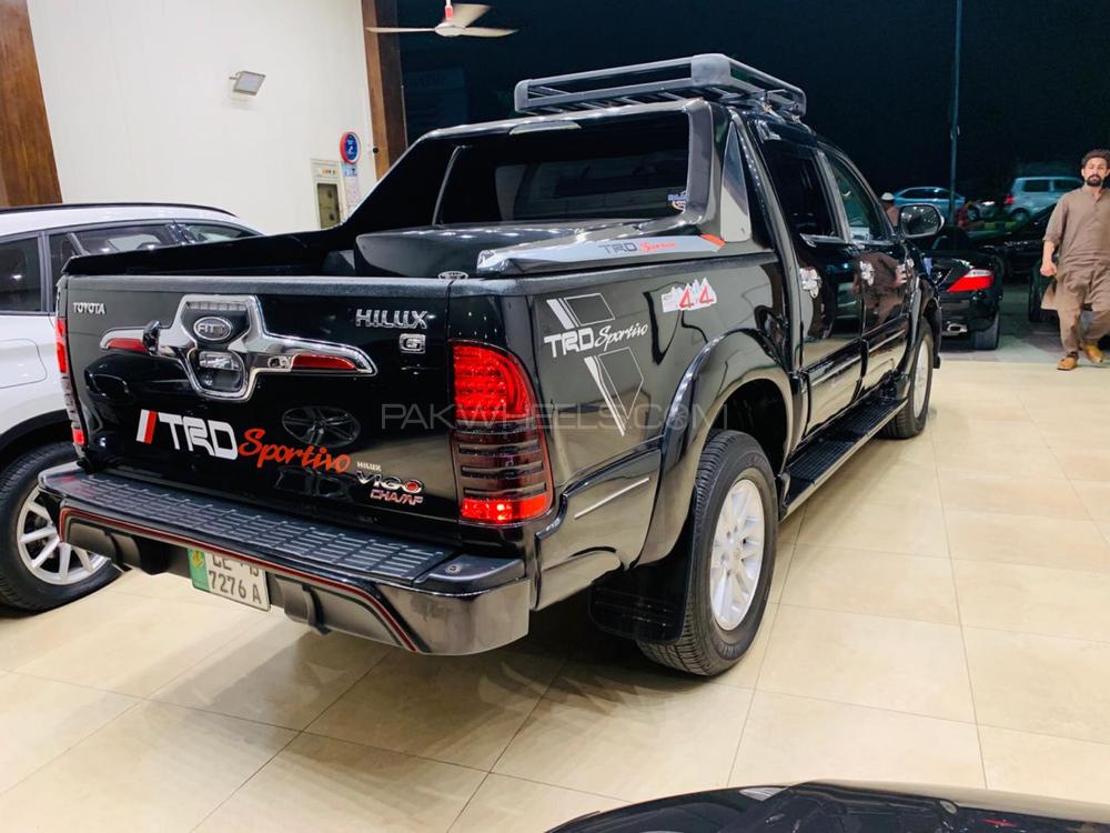 Toyota Hilux 2012 for Sale in Lahore Toyota Hilux 2012 for Sale in Lahore Image-4