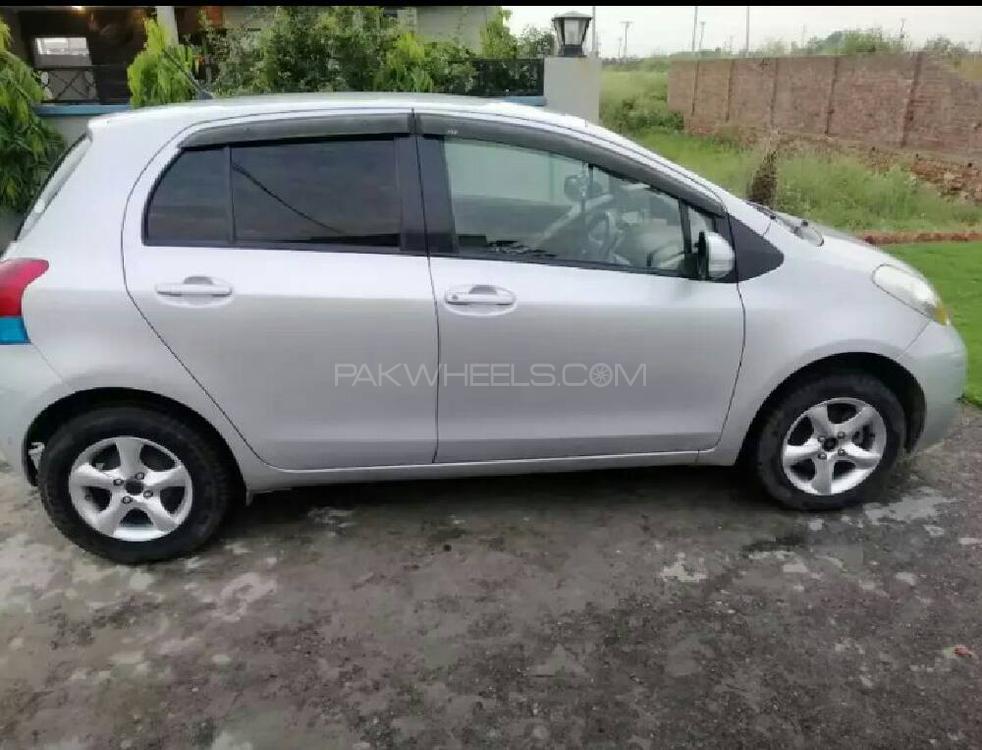 Toyota Vitz 2009 for Sale in Lahore Toyota Vitz 2009 for Sale in Lahore Image-5