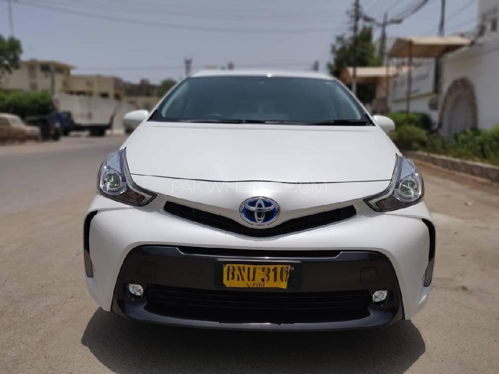 Toyota Prius 2015 for Sale in Karachi Image-1
