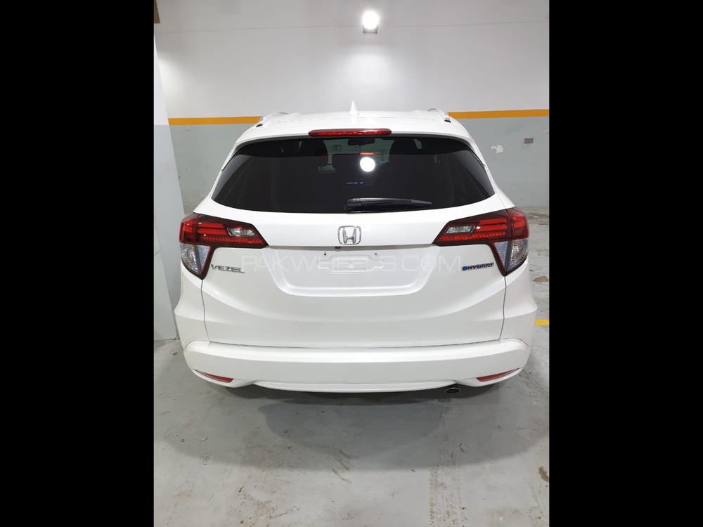 ہونڈا ویزِل 2017 for Sale in لاہور ہونڈا ویزِل 2017 for Sale in لاہور Image-5