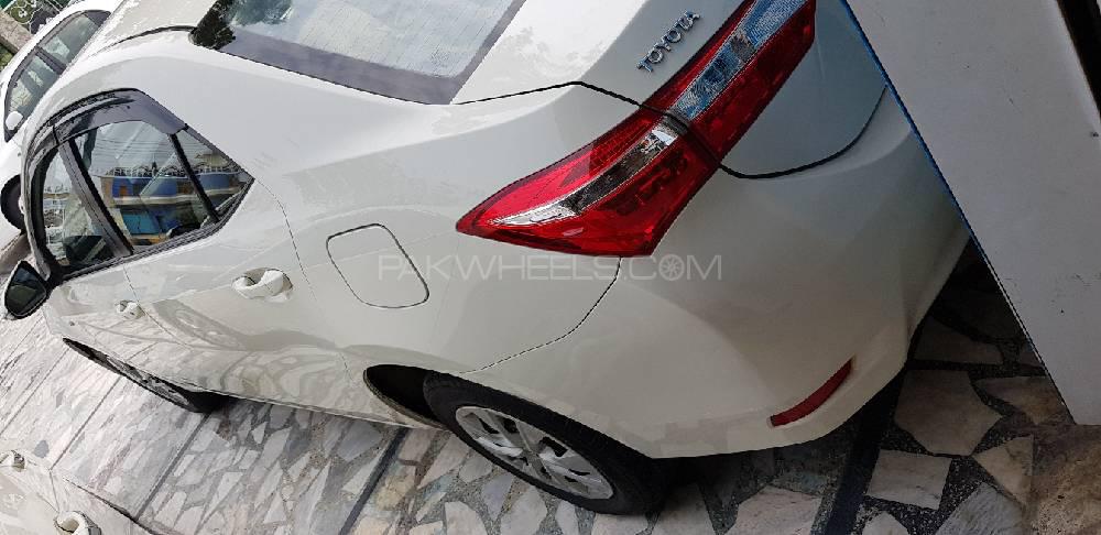 Toyota Corolla 2014 for Sale in Peshawar Toyota Corolla 2014 for Sale in Peshawar Image-3