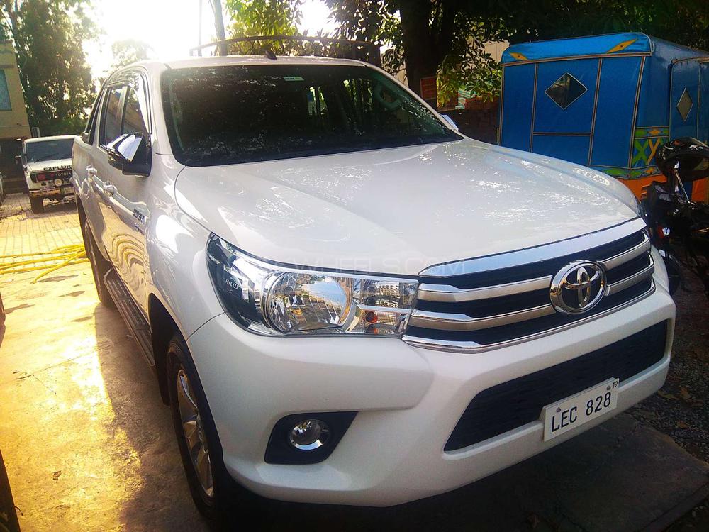 Toyota Hilux 2018 for Sale in Lahore Toyota Hilux 2018 for Sale in Lahore Image-2