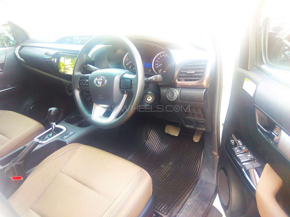 Toyota Hilux 2018 for Sale in Lahore Toyota Hilux 2018 for Sale in Lahore Image-7