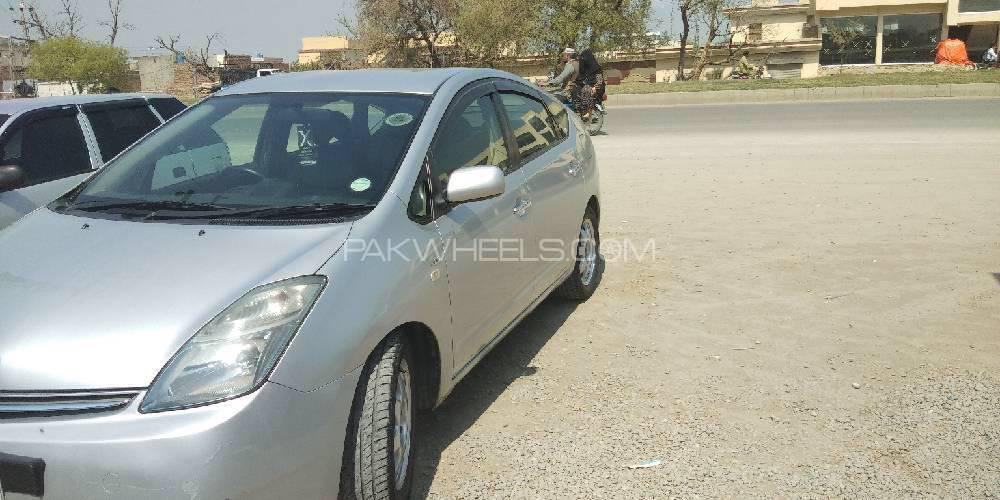 Toyota Prius 2007 for Sale in Mardan Toyota Prius 2007 for Sale in Mardan Image-3