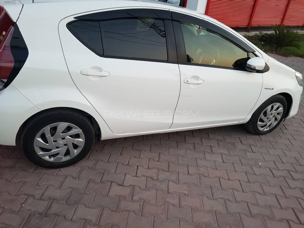 Toyota Aqua 2015 for Sale in Mardan Toyota Aqua 2015 for Sale in Mardan Image-4