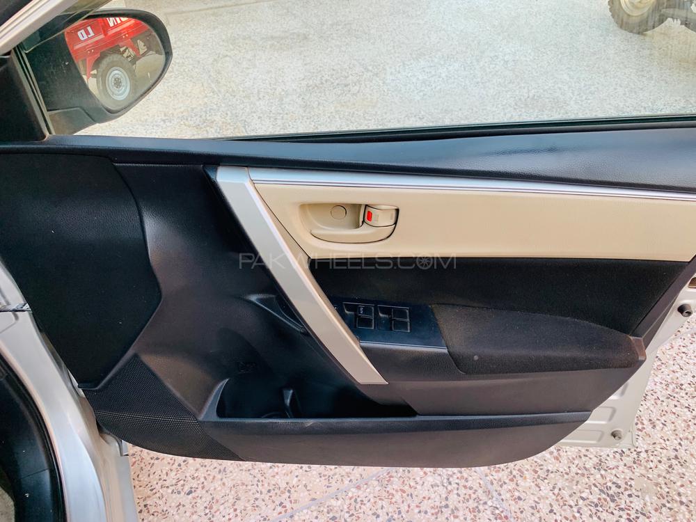 Toyota Corolla 2017 for Sale in Kharian Toyota Corolla 2017 for Sale in Kharian Image-6