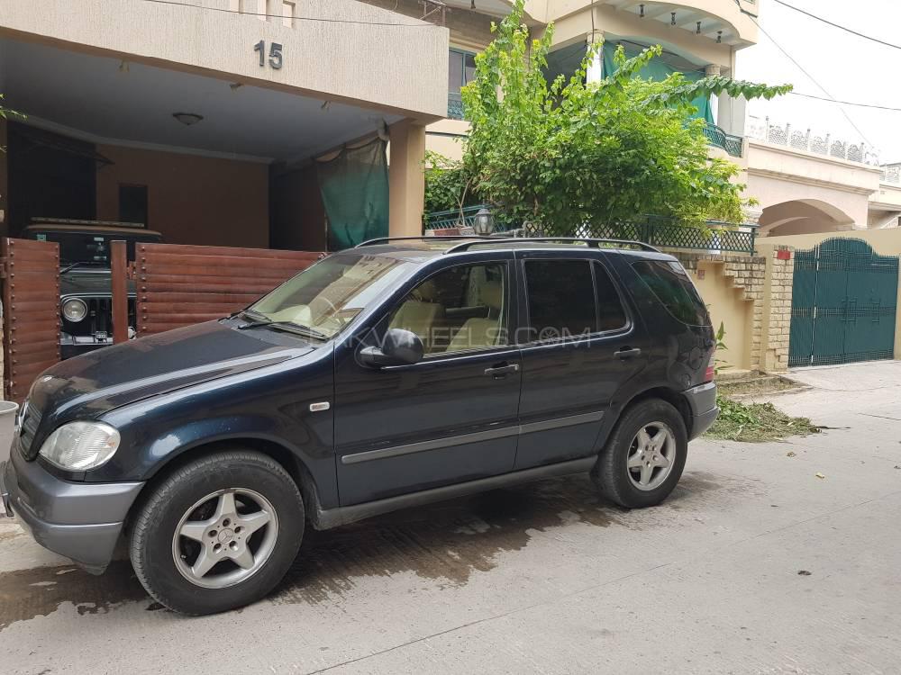 Mercedes Benz M Class 2000 for Sale in Rawalpindi Mercedes Benz M Class 2000 for Sale in Rawalpindi Image-3
