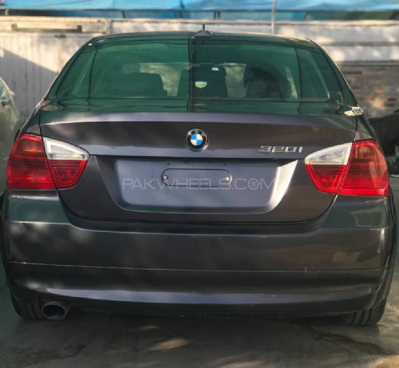 BMW 3 Series 2005 for Sale in Karachi BMW 3 Series 2005 for Sale in Karachi Image-2