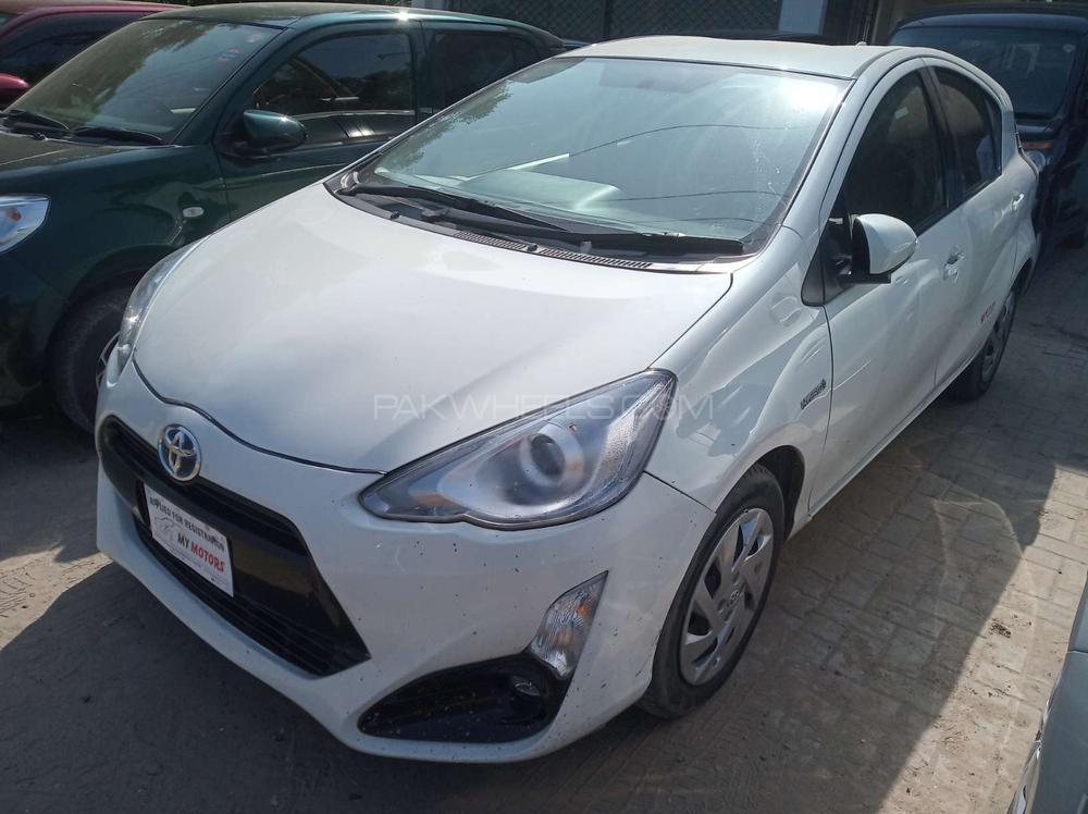 ٹویوٹا اکوا 2015 for Sale in گجرانوالہ ٹویوٹا اکوا 2015 for Sale in گجرانوالہ Image-3