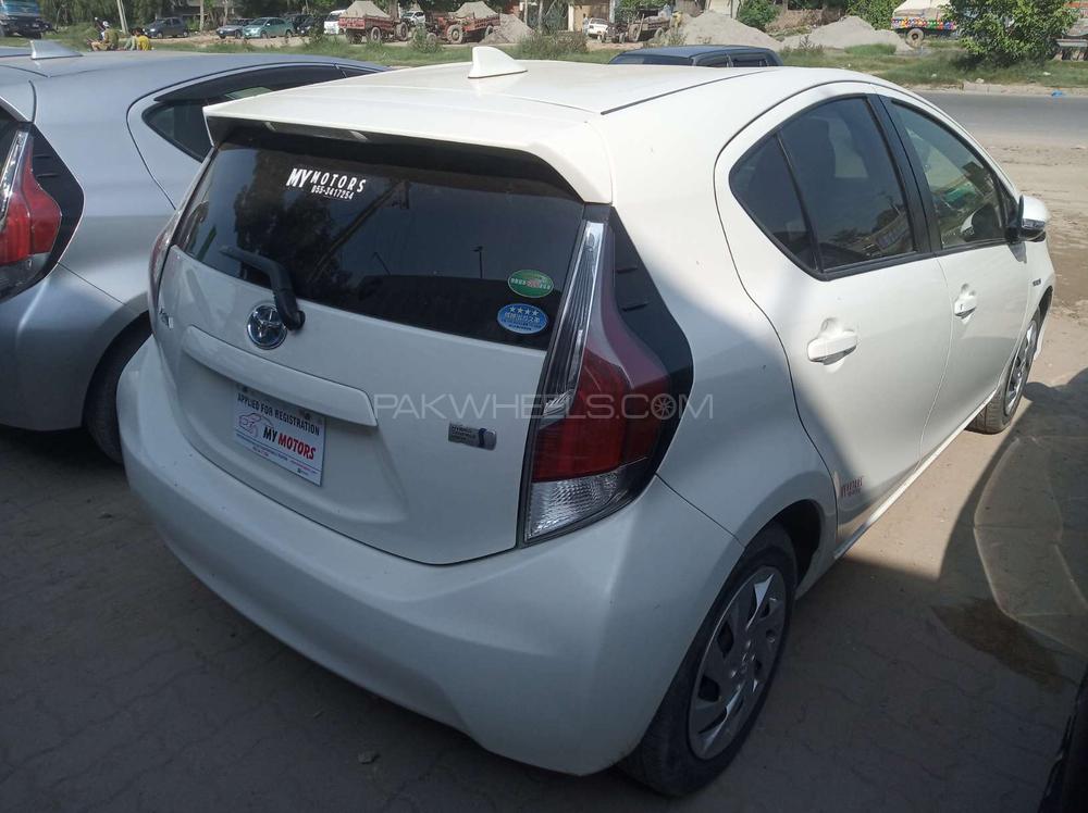 ٹویوٹا اکوا 2015 for Sale in گجرانوالہ ٹویوٹا اکوا 2015 for Sale in گجرانوالہ Image-5