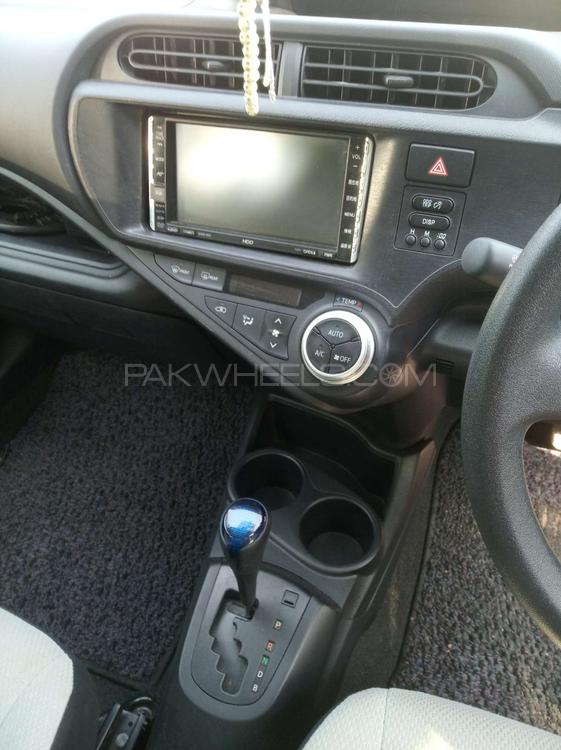Toyota Aqua 2015 for Sale in Gujranwala Toyota Aqua 2015 for Sale in Gujranwala Image-12
