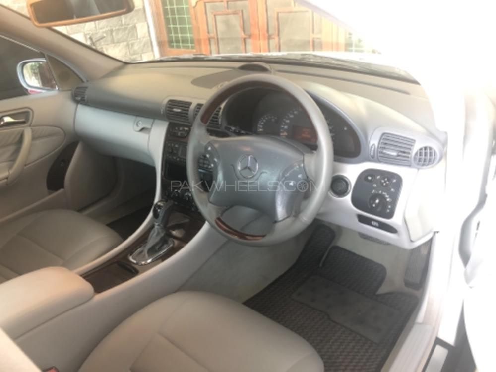 Mercedes Benz C Class 2003 for Sale in Rawalpindi Mercedes Benz C Class 2003 for Sale in Rawalpindi Image-6