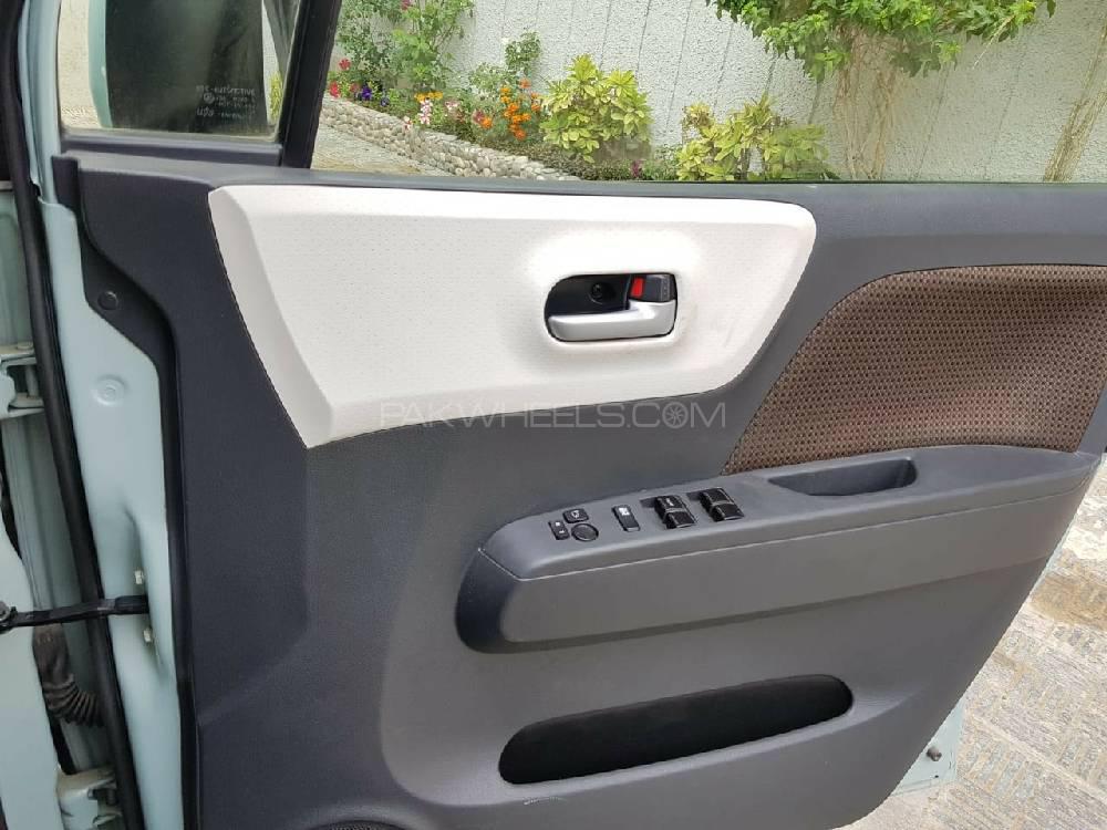 Suzuki MR Wagon 2014 for Sale in Karachi Suzuki MR Wagon 2014 for Sale in Karachi Image-11