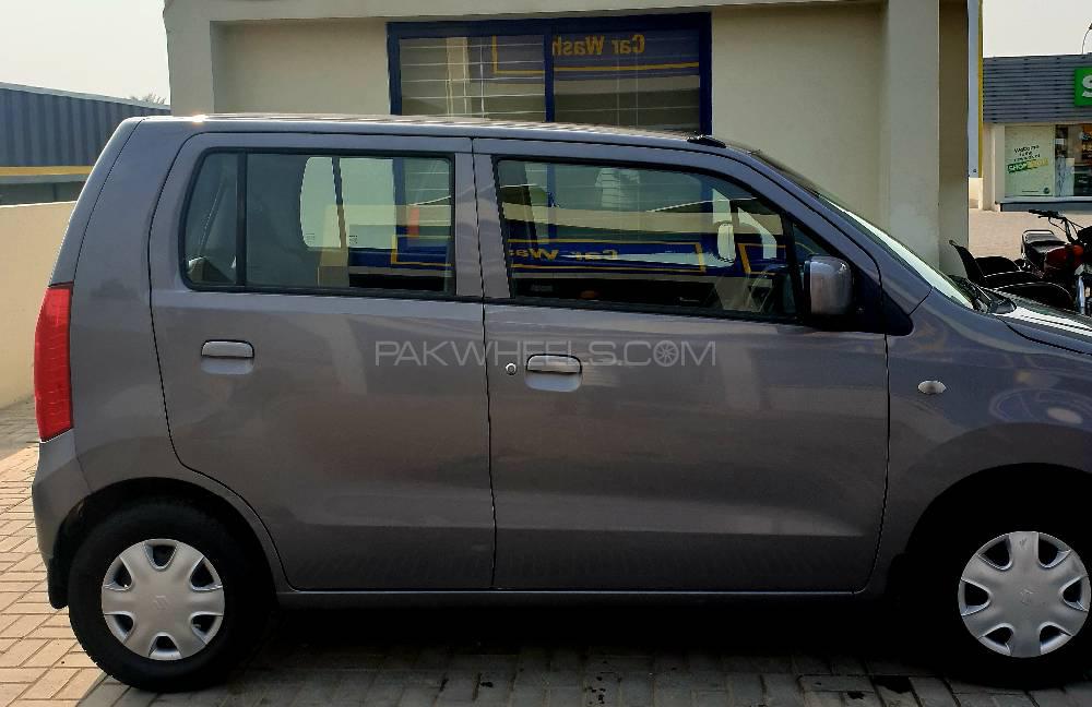 Suzuki Wagon R 2017 for Sale in Lahore Suzuki Wagon R 2017 for Sale in Lahore Image-9