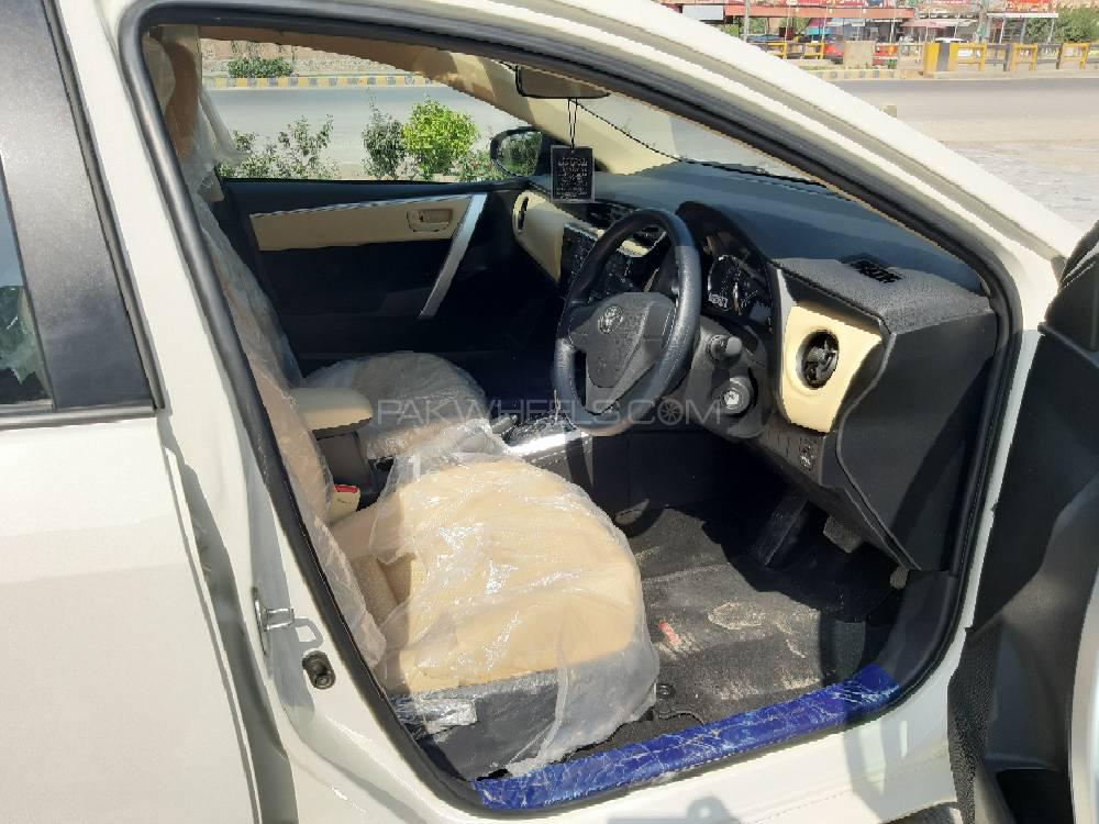 Toyota Corolla 2018 for Sale in Peshawar Toyota Corolla 2018 for Sale in Peshawar Image-2