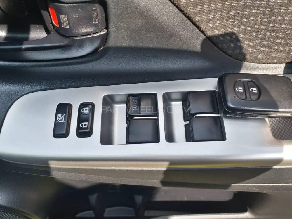 Toyota Vitz 2014 for Sale in Islamabad Toyota Vitz 2014 for Sale in Islamabad Image-8