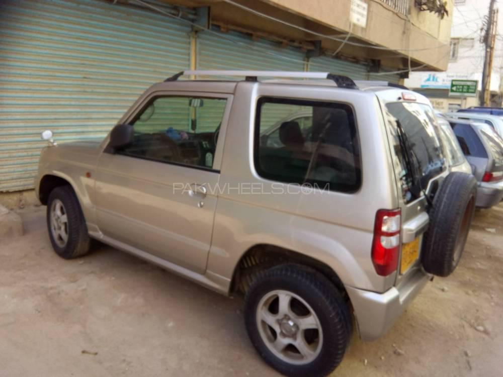 Mitsubishi Pajero Mini 2004 for Sale in Karachi Mitsubishi Pajero Mini 2004 for Sale in Karachi Image-3