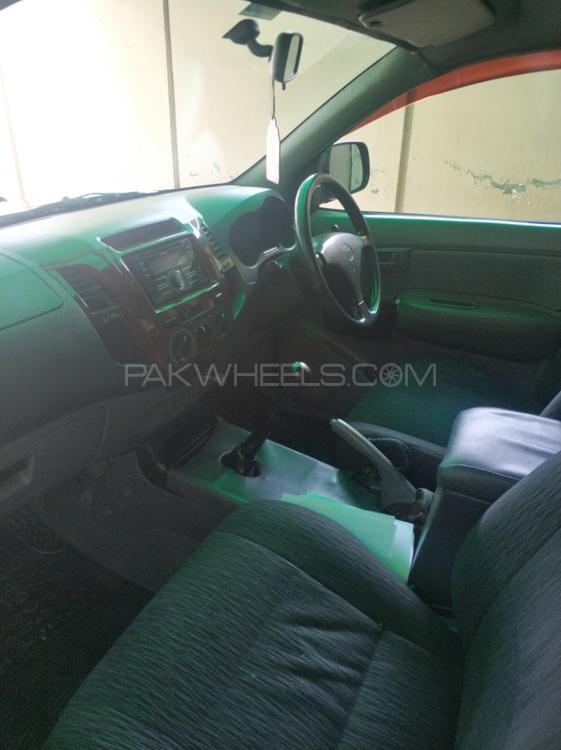 Toyota Hilux 2009 for Sale in Lahore Toyota Hilux 2009 for Sale in Lahore Image-3