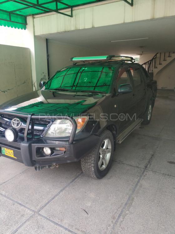 Toyota Hilux 2009 for Sale in Lahore Toyota Hilux 2009 for Sale in Lahore Image-6