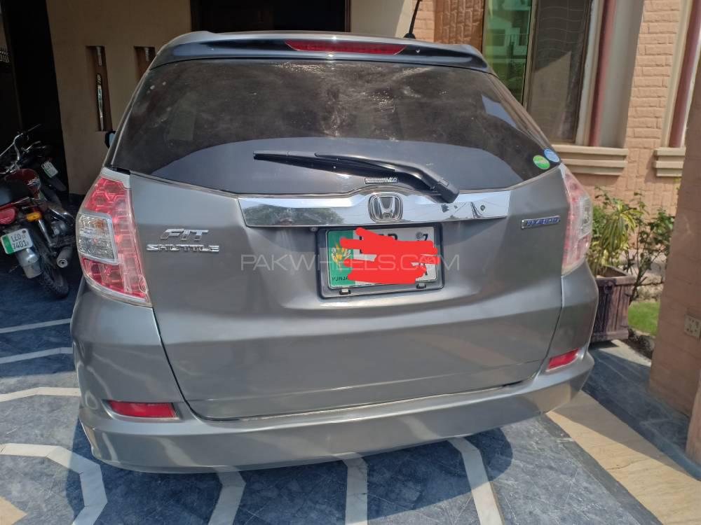 Honda Fit 2017 for Sale in Lahore Image-1