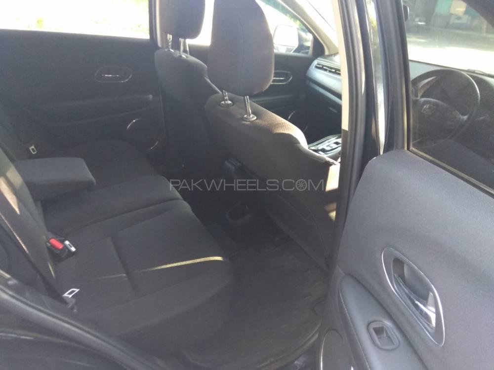 Honda Vezel 2017 for Sale in Islamabad Honda Vezel 2017 for Sale in Islamabad Image-15