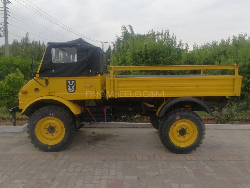 Mercedes Benz Unimog 1982 for Sale in Islamabad Image-1
