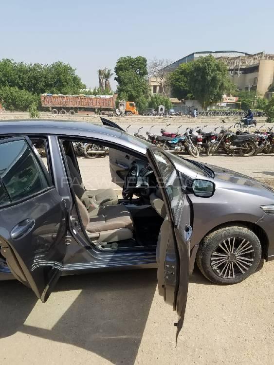 Honda City 2015 for Sale in Karachi Honda City 2015 for Sale in Karachi Image-4