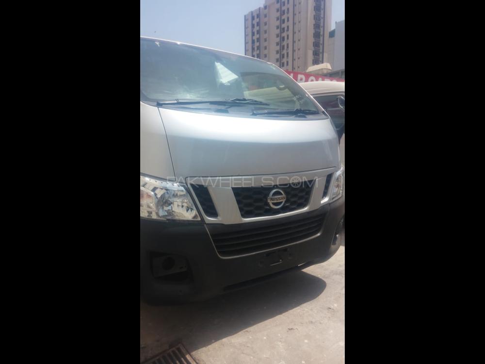 Nissan Caravan 2015 for Sale in Karachi Image-1