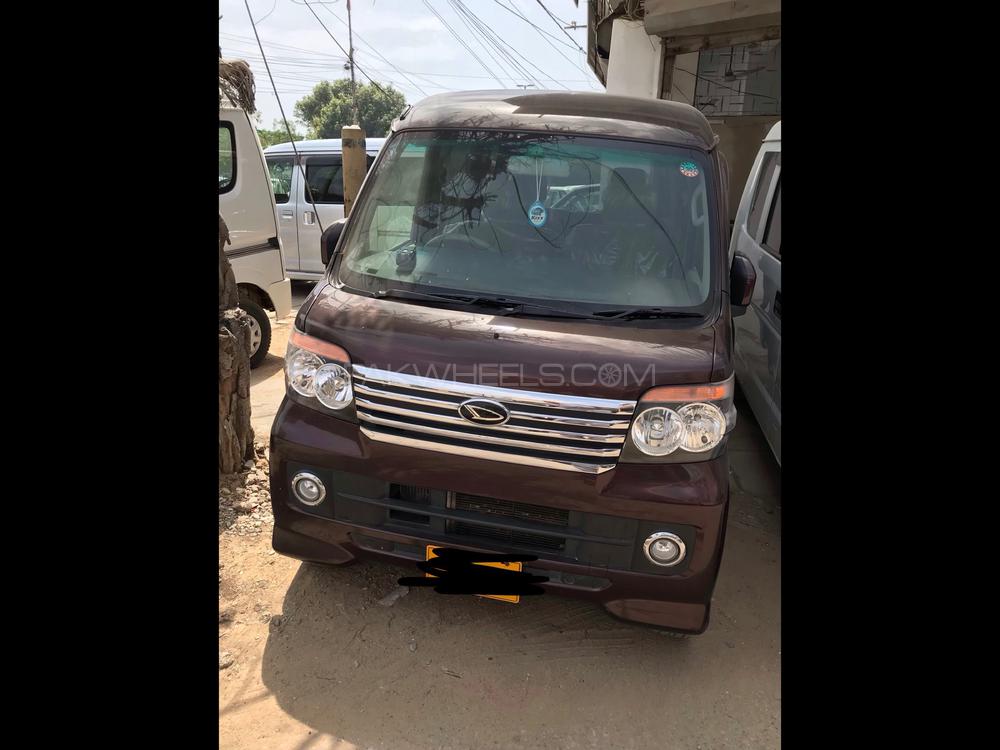 Daihatsu Atrai Wagon 2013 for Sale in Karachi Image-1