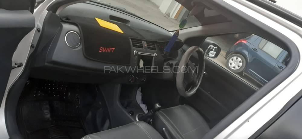 Suzuki Swift 2018 for Sale in Karachi Suzuki Swift 2018 for Sale in Karachi Image-2