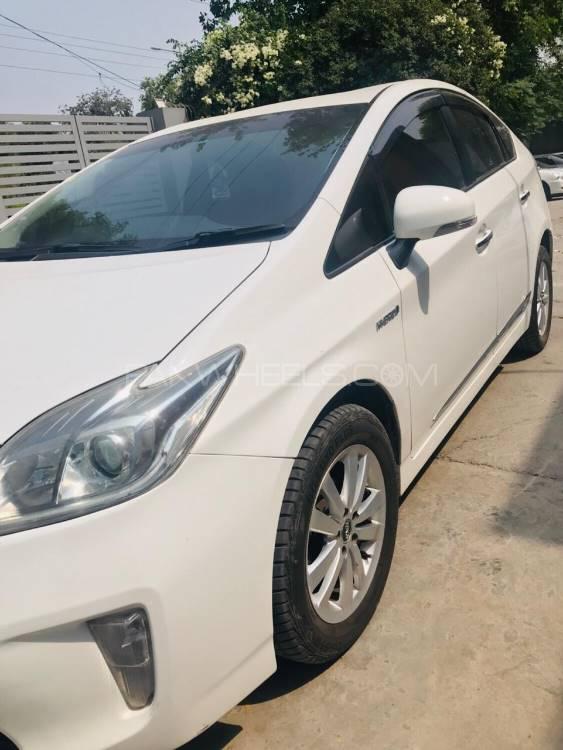Toyota Prius 2012 for Sale in Peshawar Toyota Prius 2012 for Sale in Peshawar Image-6