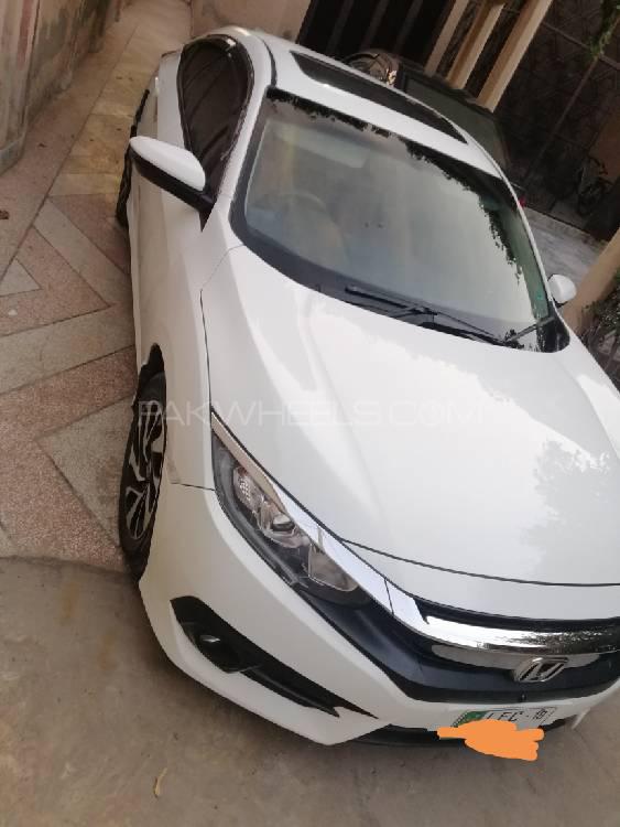 Honda Civic 2018 for Sale in Multan Honda Civic 2018 for Sale in Multan Image-2