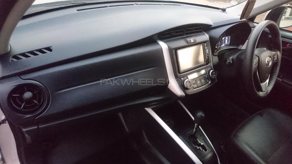 Toyota Corolla Fielder 2015 for Sale in Sargodha Toyota Corolla Fielder 2015 for Sale in Sargodha Image-2