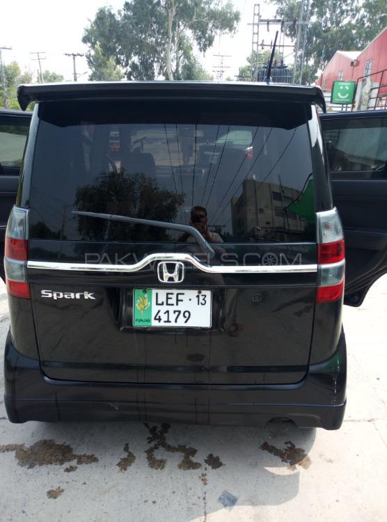 Honda Zest 2010 for Sale in Islamabad Image-1