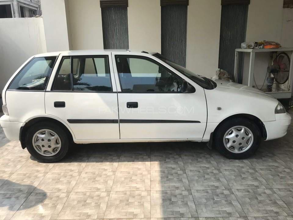 Suzuki Cultus 2015 for Sale in Faisalabad Suzuki Cultus 2015 for Sale in Faisalabad Image-2