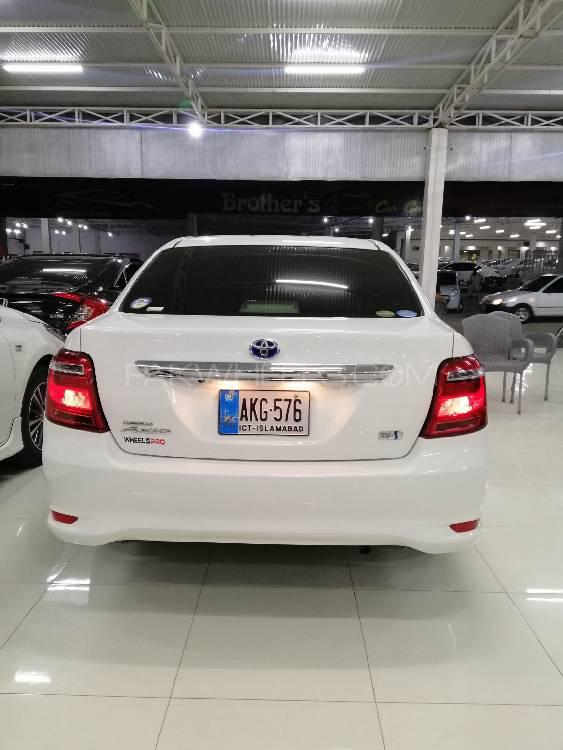 Toyota Corolla Axio 2015 for Sale in Peshawar Toyota Corolla Axio 2015 for Sale in Peshawar Image-5