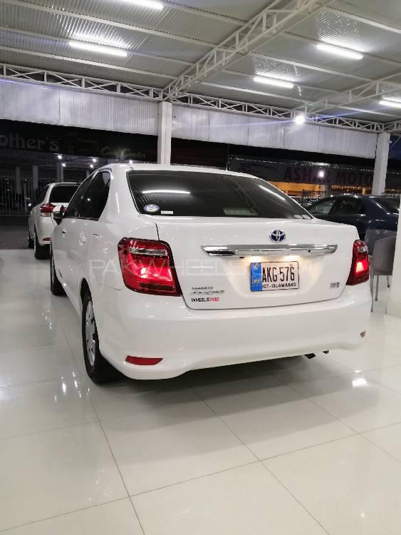 Toyota Corolla Axio 2015 for Sale in Peshawar Toyota Corolla Axio 2015 for Sale in Peshawar Image-6