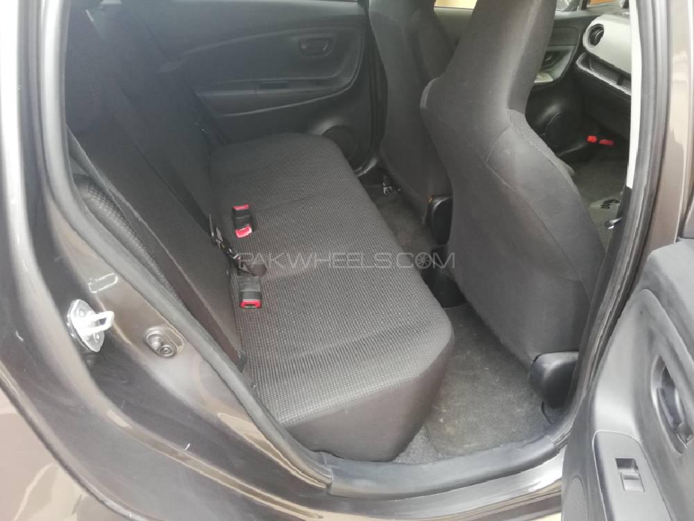 Toyota Vitz 2015 for Sale in Islamabad Toyota Vitz 2015 for Sale in Islamabad Image-5
