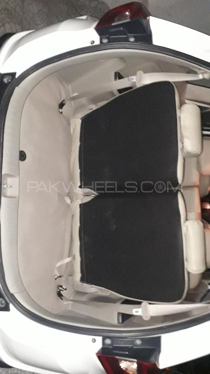 Honda BR-V 2017 for Sale in Multan Honda BR-V 2017 for Sale in Multan Image-4
