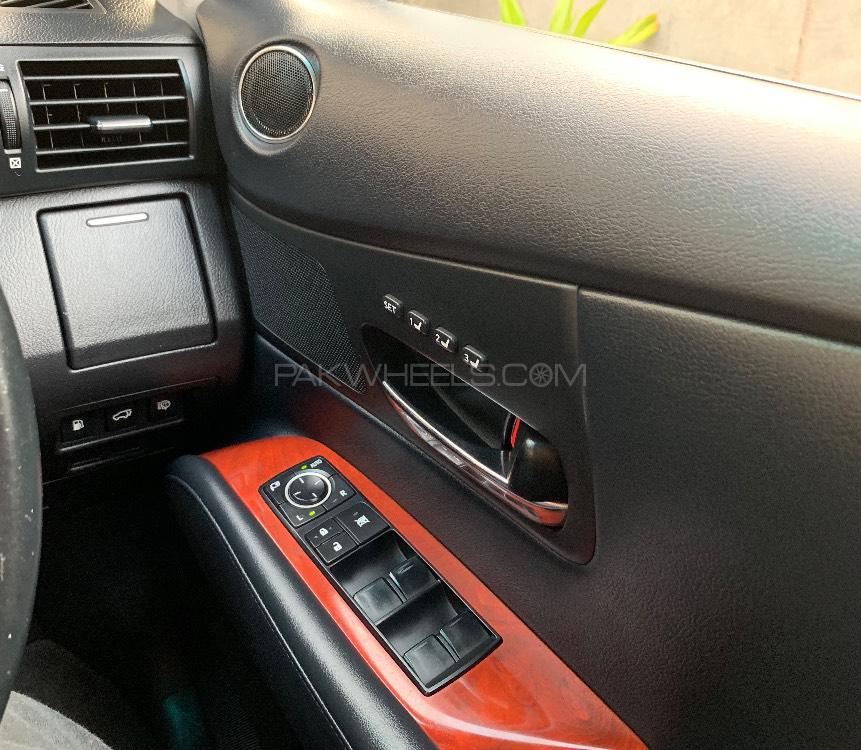 Lexus RX Series 2009 for Sale in Lahore Lexus RX Series 2009 for Sale in Lahore Image-16